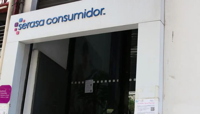  Serasa abre dia de negociação de dívidas 